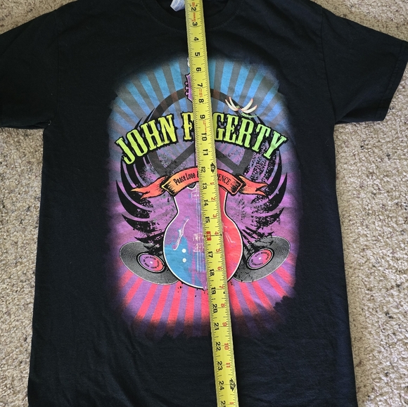 John Fogerty t-shirt. “Peace, Love and Creedence”. - Picture 3 of 10